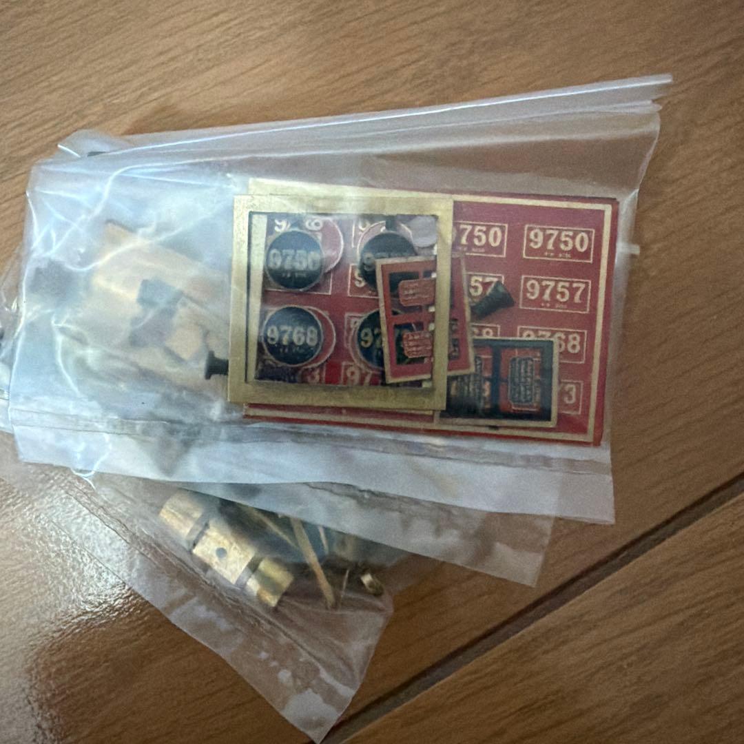 ナ*ナ様 珊瑚模型　9750 未完成品　ジャンク