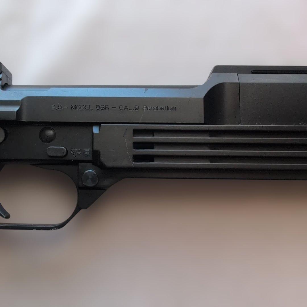 カワサキ　KSC オート9 ロボコップ　M93R　スペアマグ付