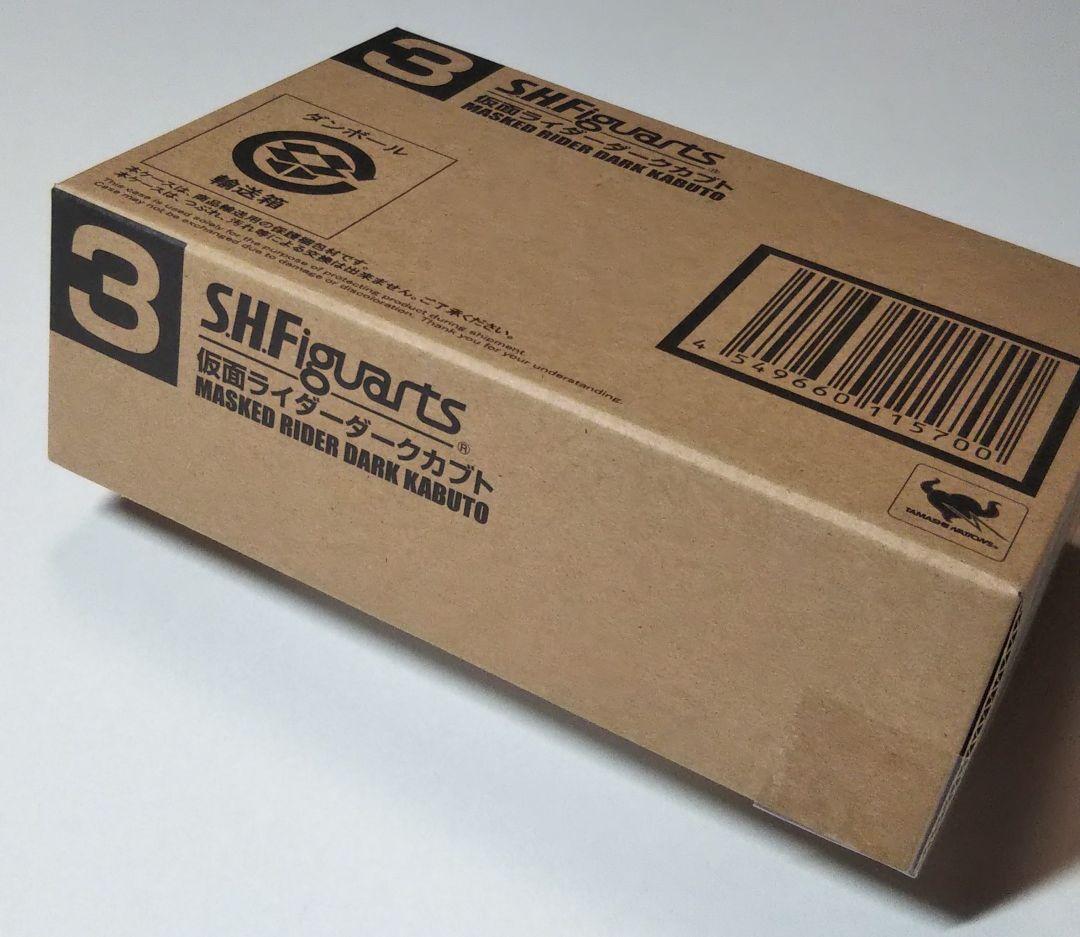 S.H.Figuarts 真骨彫製法 仮面ライダーダークカブト