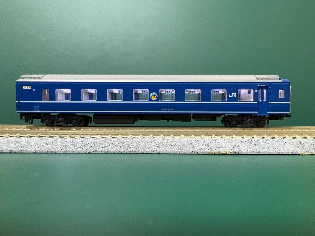 KATO10-822/823 24系　寝台特急「あけぼの」　基本+増結9両