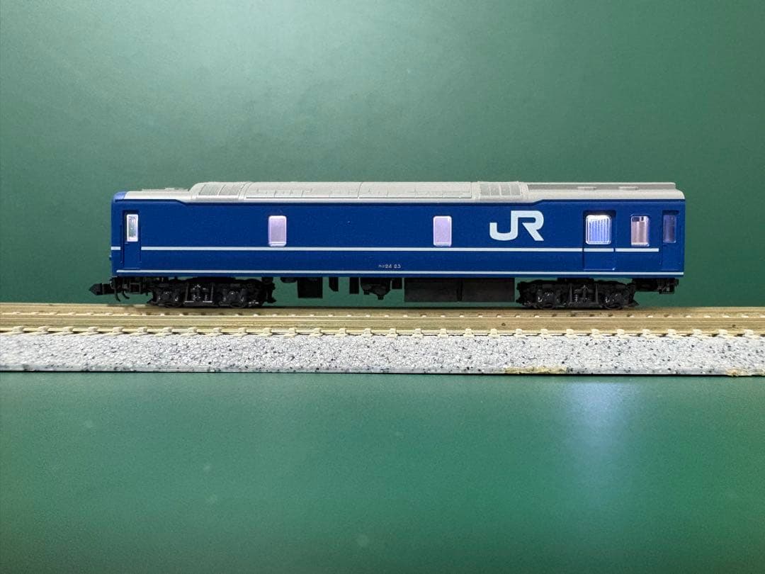 KATO10-822/823 24系　寝台特急「あけぼの」　基本+増結9両