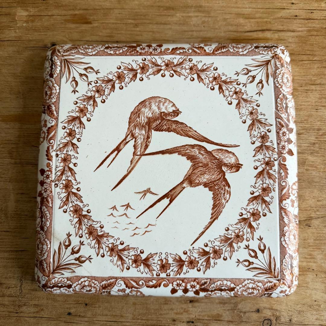 LONGWY フランスアンティーク ツバメ 鍋敷き 補修歴あり