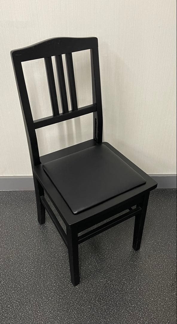 トムソン椅子　ピアノ椅子　アップライトピアノ　グランドピアノ　背もたれ椅子