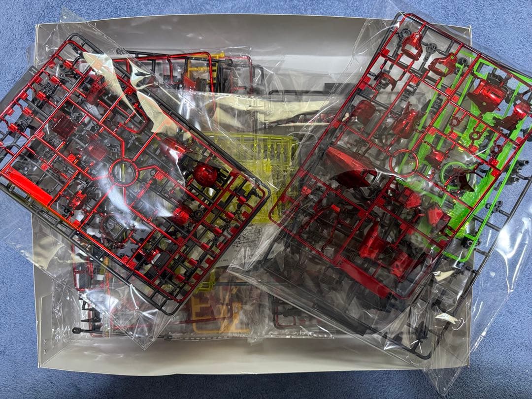 未組立 RG 1/144 SAZABI (メカニカルコアメッキ) 海外版