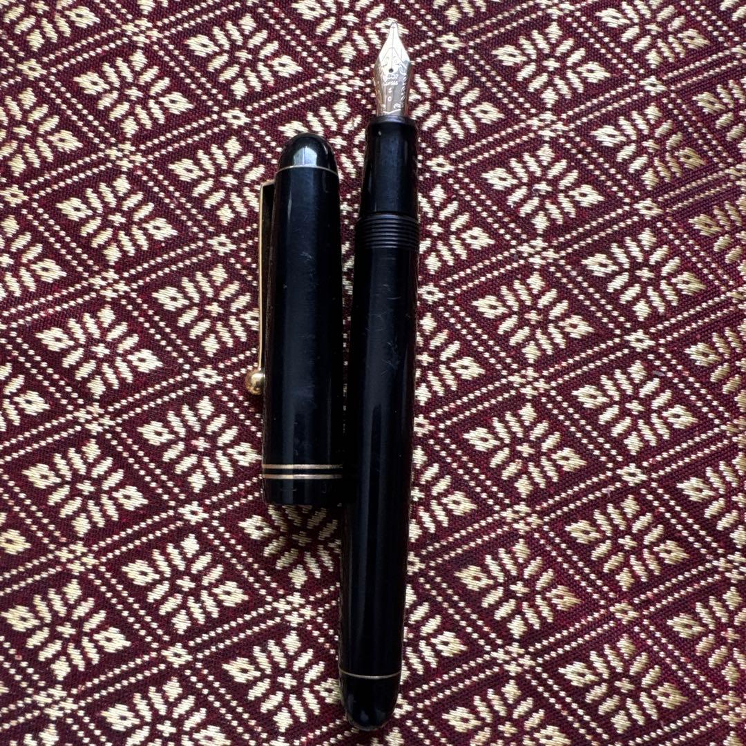 ブラック万年筆