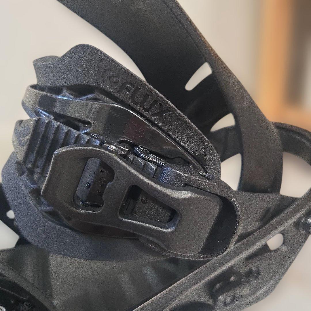 21-22 FLUX DS Mサイズ 25〜28cm