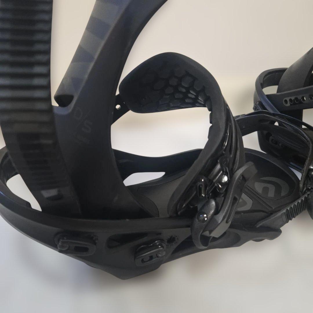 21-22 FLUX DS Mサイズ 25〜28cm