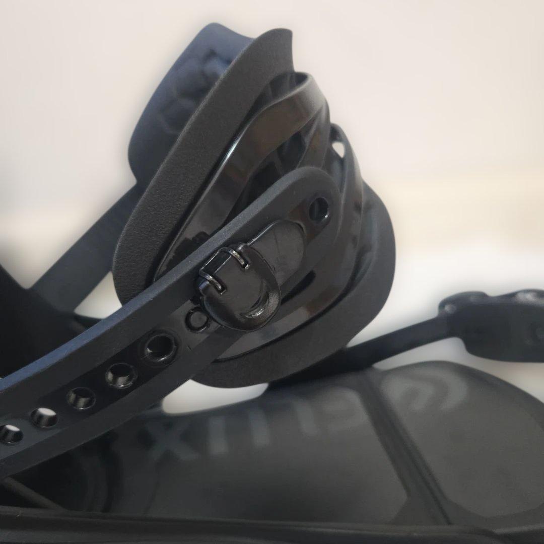 21-22 FLUX DS Mサイズ 25〜28cm