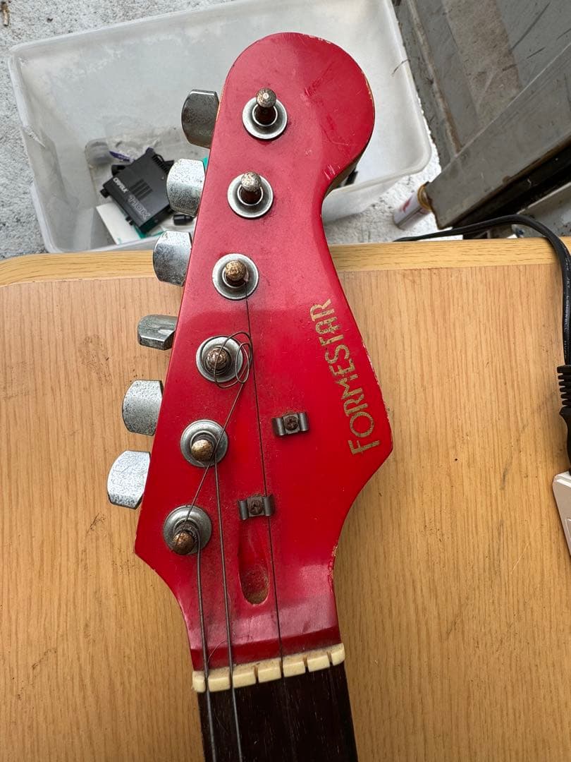 エレキギター FORMESTAR ベース