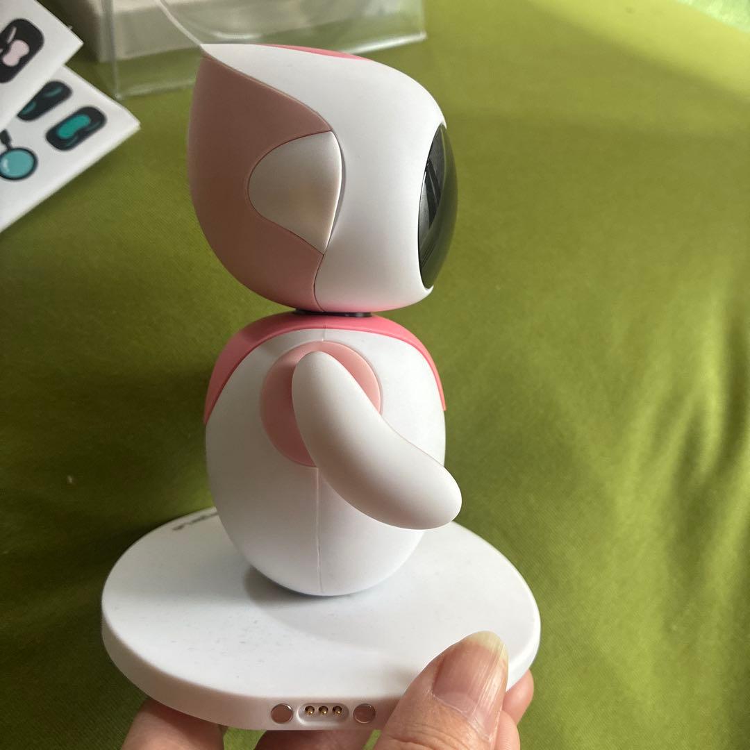 美品　Eilik アイリック　ピンク デスクトップボット