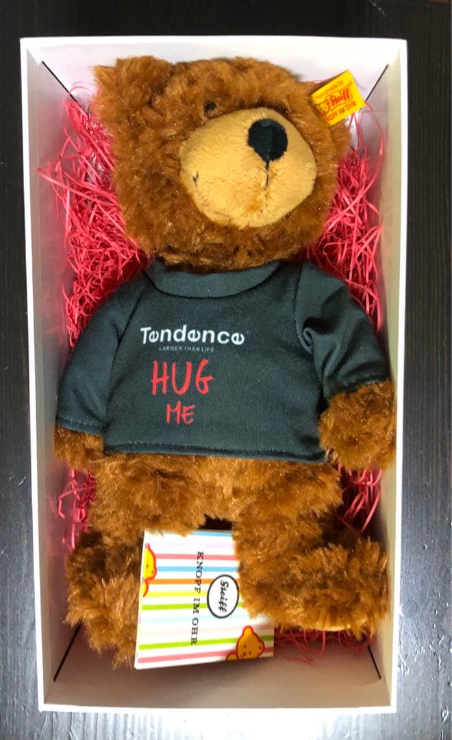 新品 Steiff シュタイフ テディベア HUG ME 箱付き