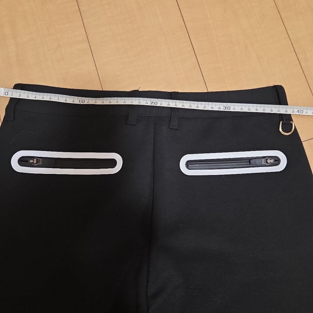 V-TWELVE 黒いパンツ ファスナー付きポケット