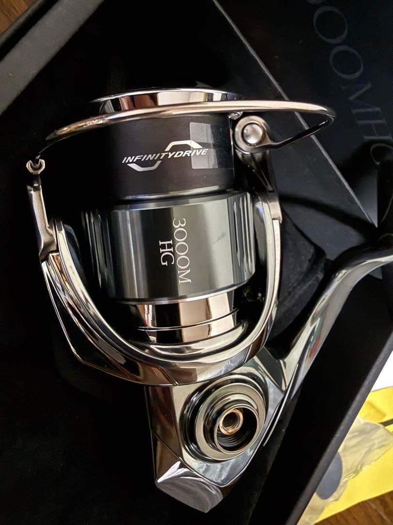 22 ステラ 3000MHG SHIMANO シマノ リール 3000 4000