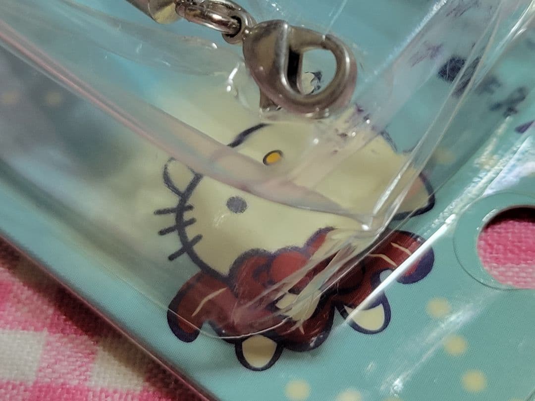 ⚠️箱つぶれあり◆キティ赤いべべ着たかわいい金魚　ストラップ2003年 　未開封