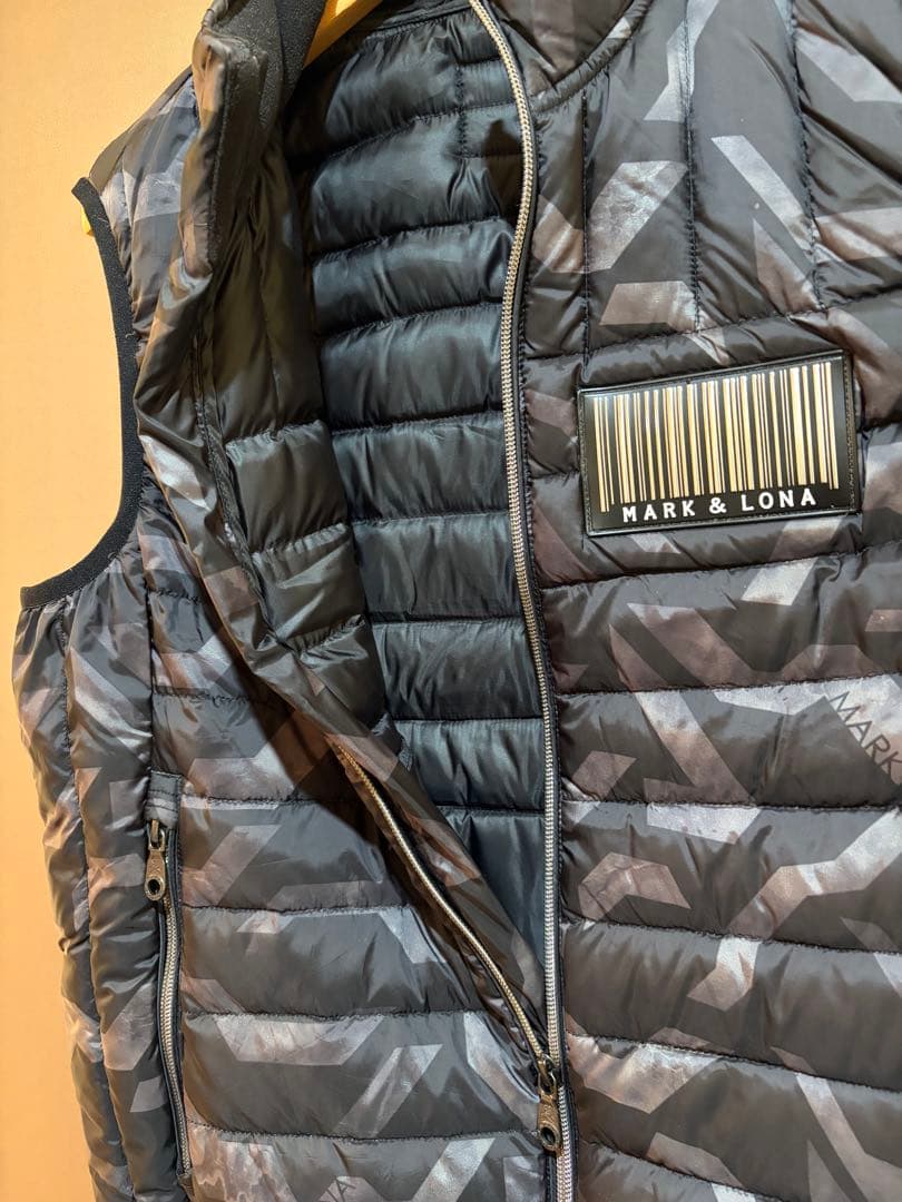 MARK&LONA マーク&ロナ ダウンベスト 46(Mサイズ)