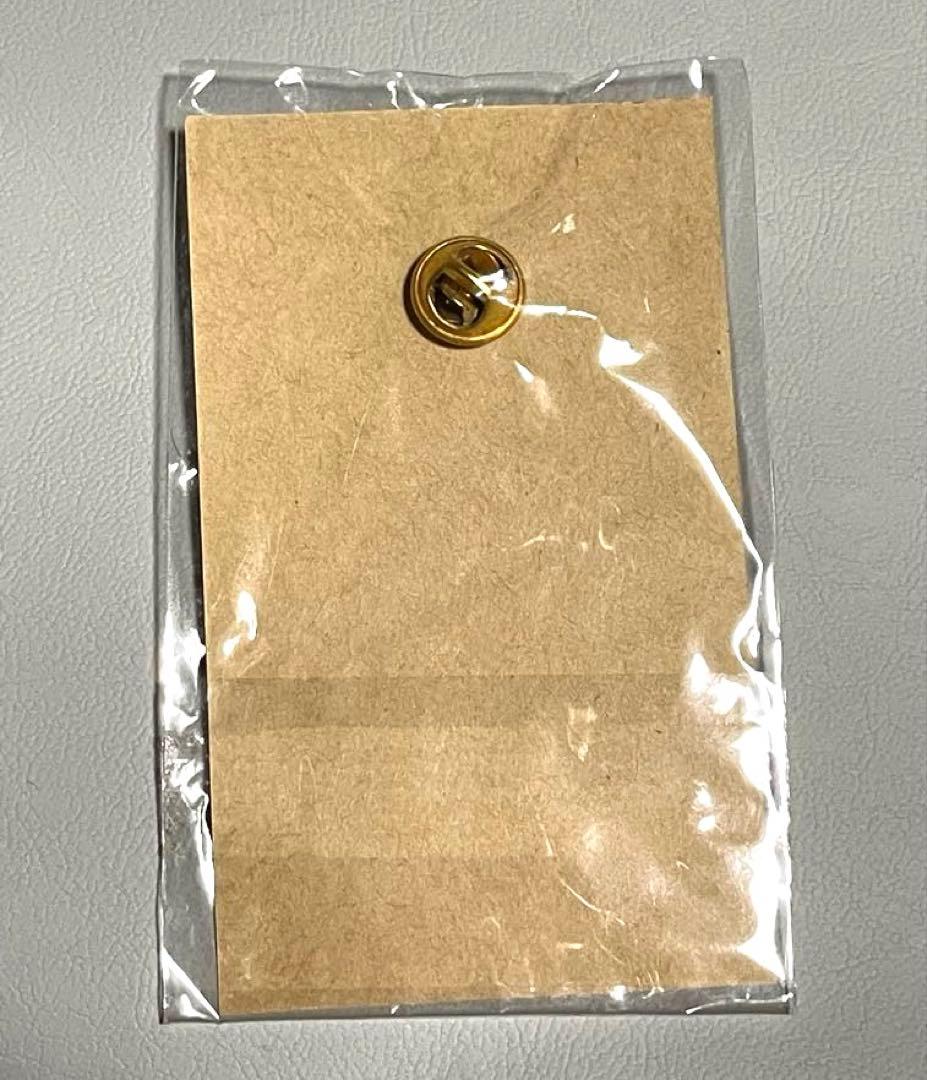 junaida 王冠ピンバッジ・当時物