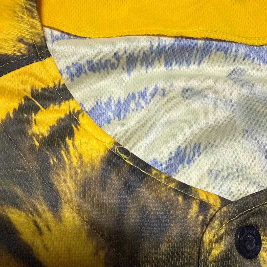 阪神タイガース　高橋遥人 直筆サイン入り応援ユニフォーム