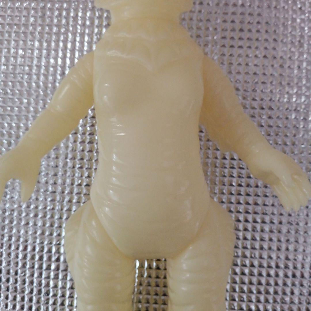 ラゴン　m1号 ソフビ　蓄光　フィギュア