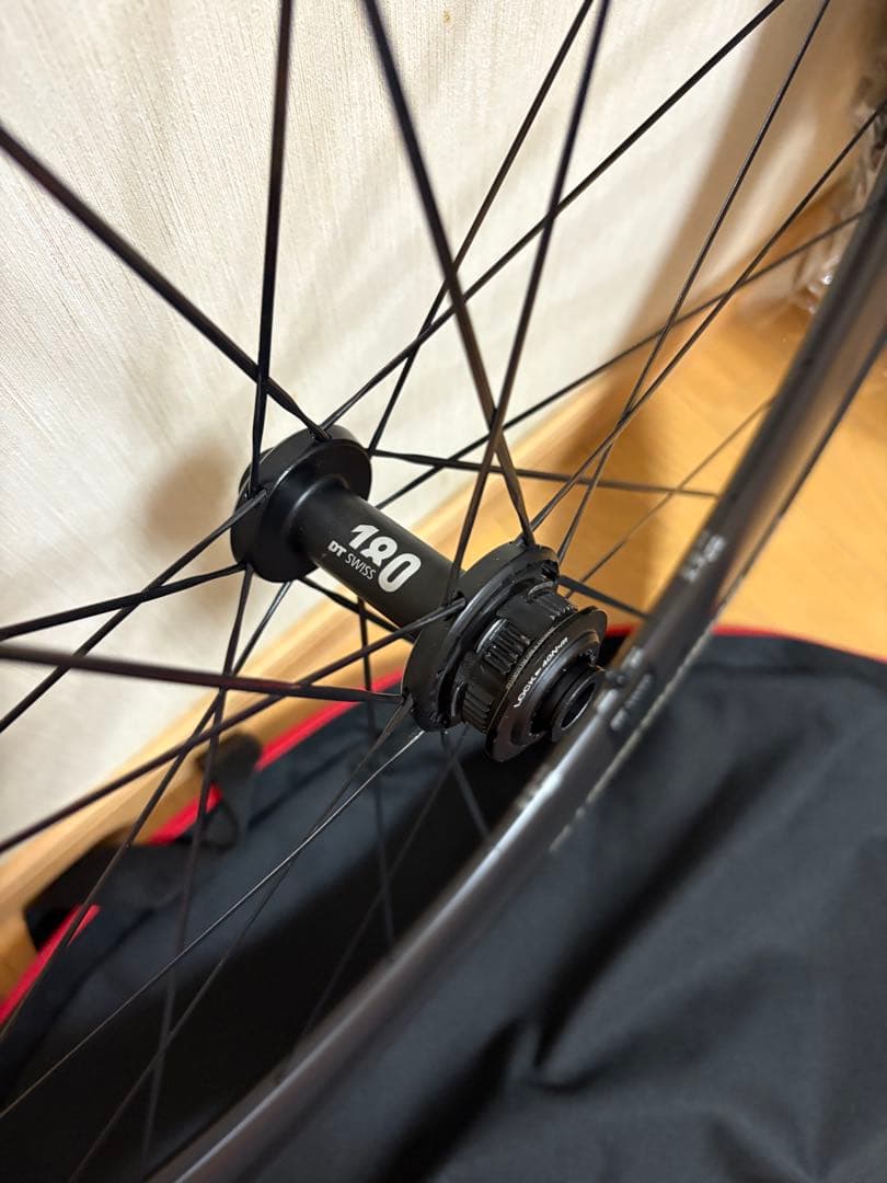 DTスイス ARC1100 DICUT DB 50/62 12/11S