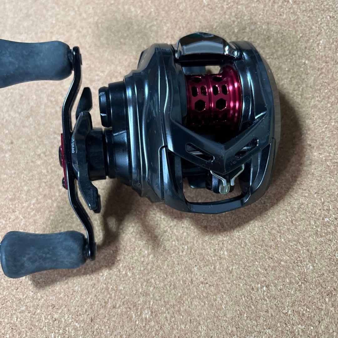 リール 20DAIWA ALPHAS AIR TW 8.6R