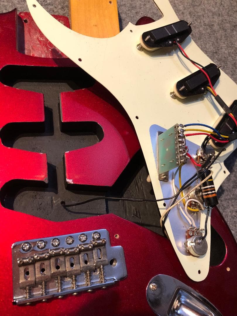 Bacchus Universe Series ストラトキャスタータイプ