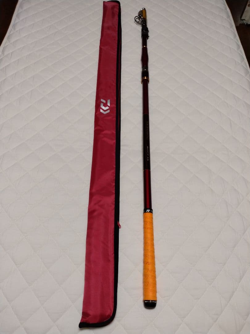 美品　現行モデル　ダイワ　トーナメントサーフT　35-405　①