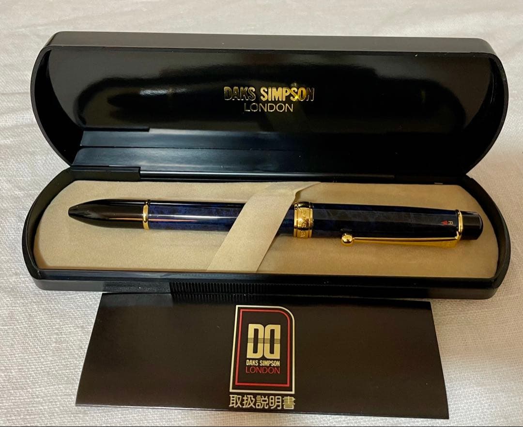 DAKS 3色＋シャープ0.5 複合ペン