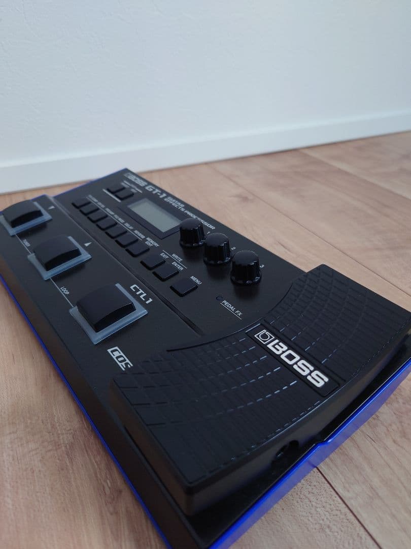 BOSS GT-1 ギター　エフェクター
