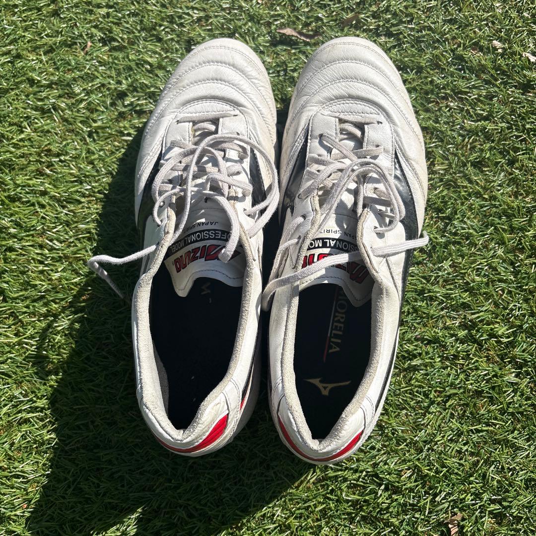 Mizuno Morelia サッカーシューズ ホワイト/ブラック/レッド