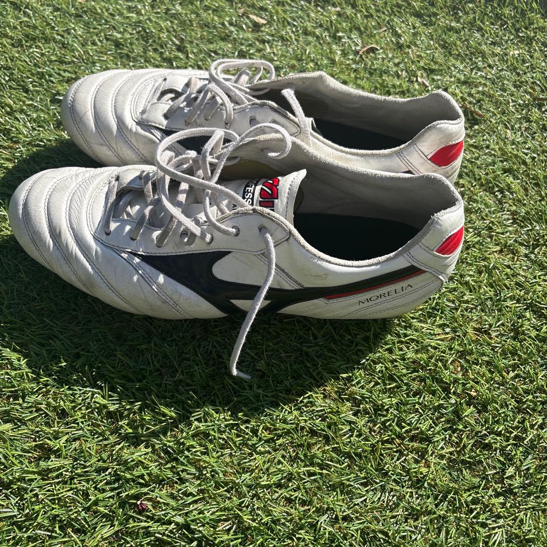 Mizuno Morelia サッカーシューズ ホワイト/ブラック/レッド