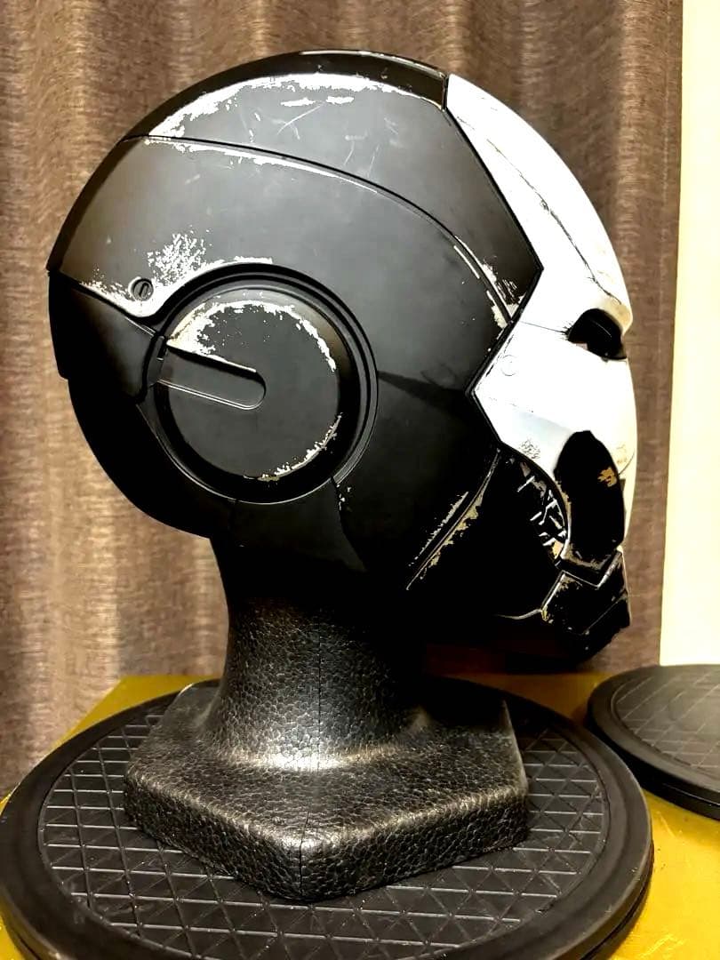 ウォーマシン X パニッシャー ヘルメット ダメージ加工 等身大　1/1