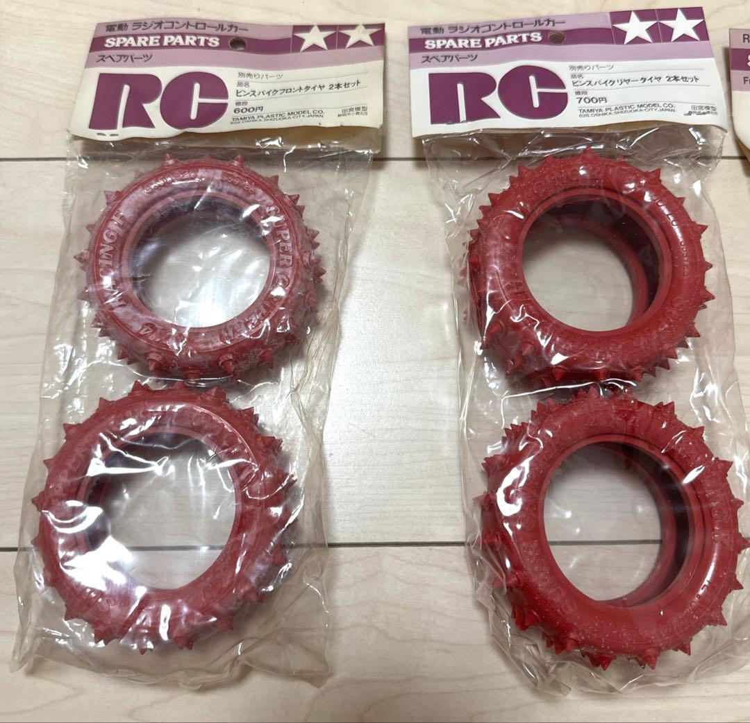 タミヤ　おまけ付き　希少　RC 当時物タイヤセット　レッド　小鹿　ホットショット