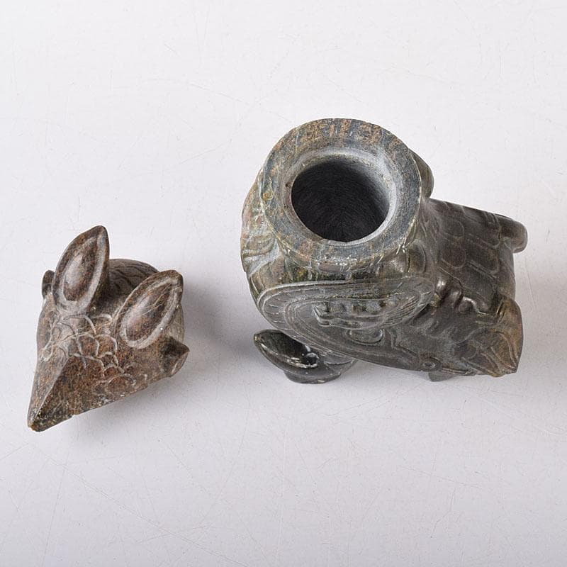 水芙蓉　中国　玉石彫刻　神獣型壷　V　R8307