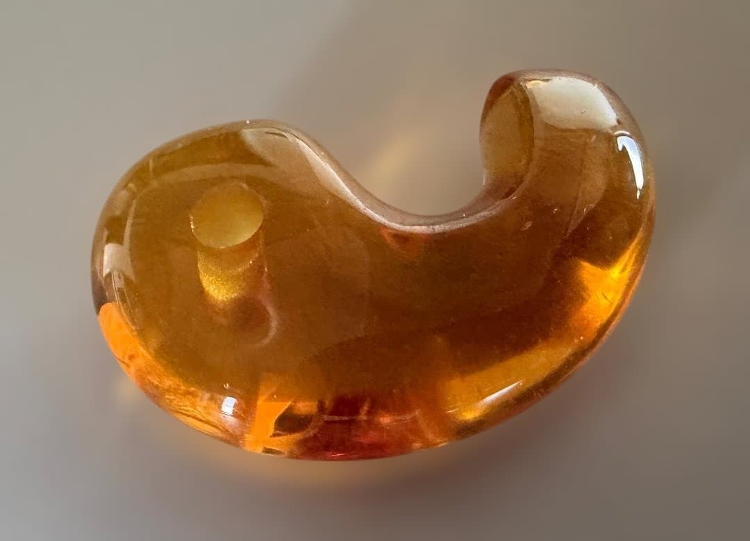 シトリン　勾玉　30ミリ