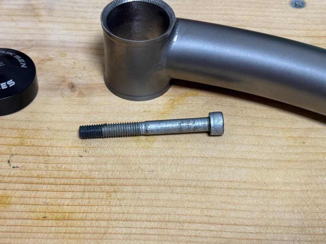 KENT ERIKSEN シートポスト 20mm セットバック