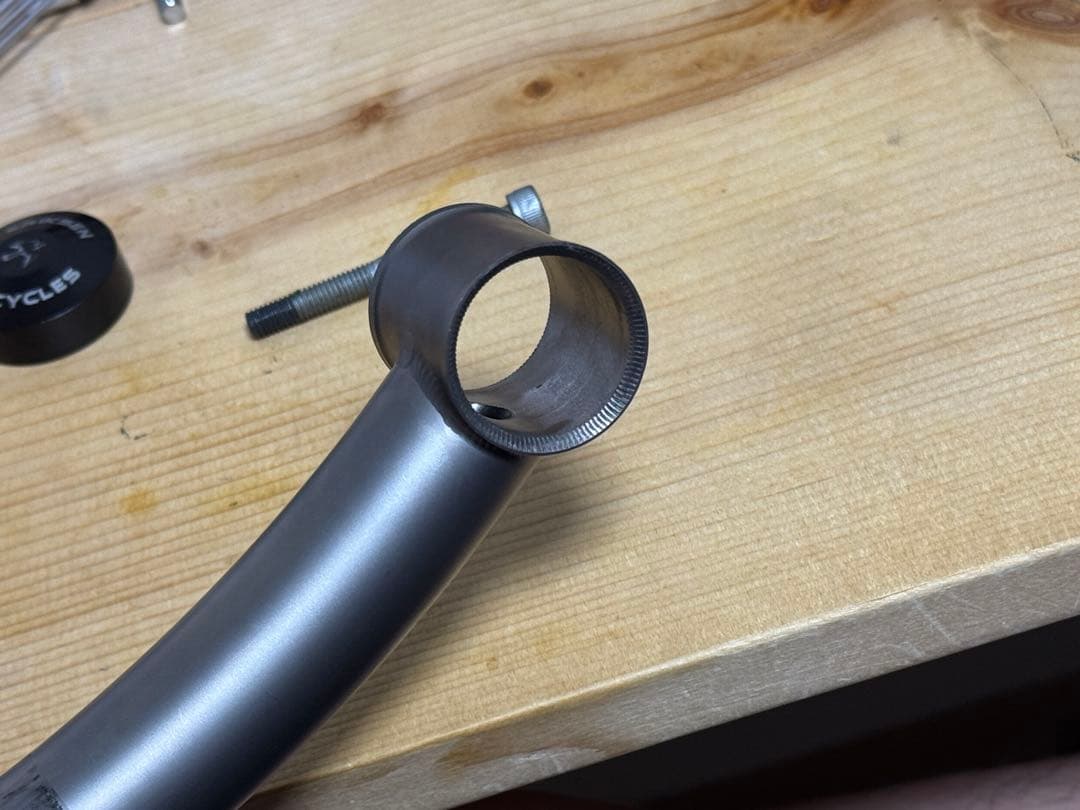 KENT ERIKSEN シートポスト 20mm セットバック