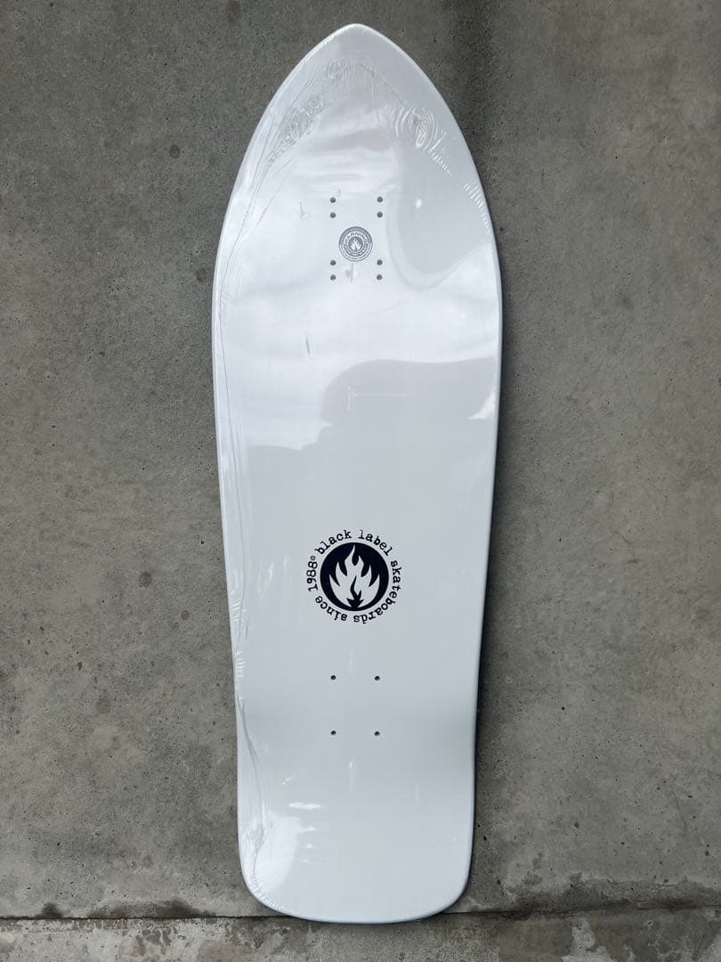 スケートボード Black label Nick Paterson 10.25