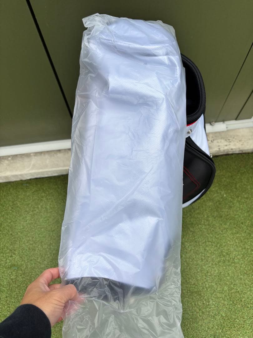 新品未使用　BRIDGESTONE GOLF キャディバッグ CB021Y WK