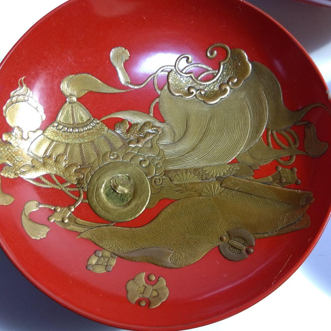 加賀蒔絵　高蒔絵祝い盃　三ッ組盃　　漆芸　時代高級高蒔絵盃　大正期　黒塗共箱