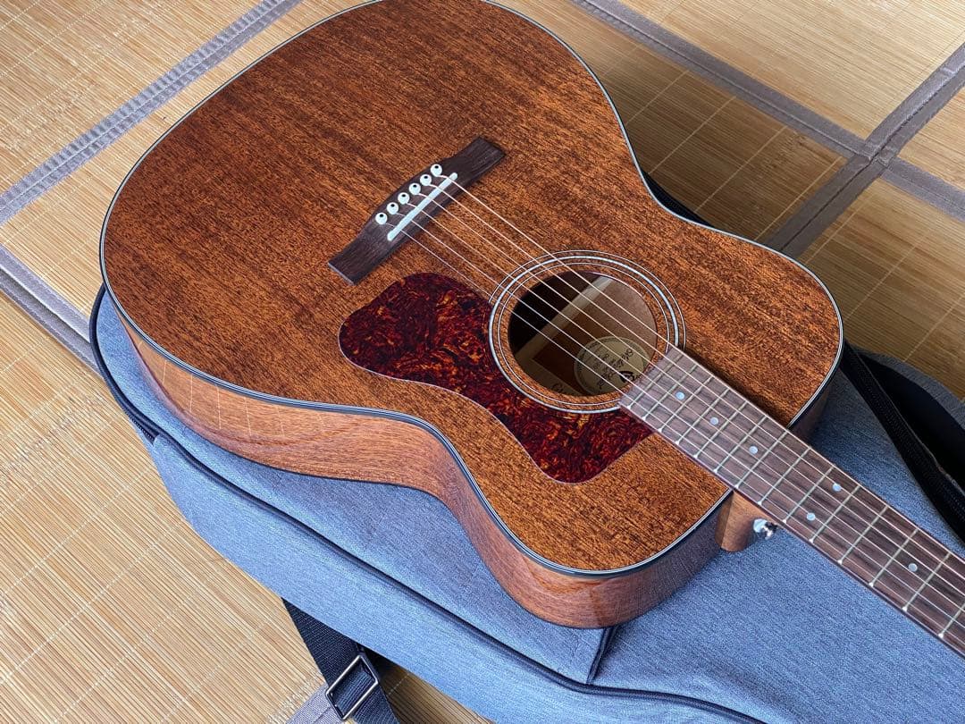 超美品　GUILD ギルドOM-120 アコースティックギター　 マホガニー