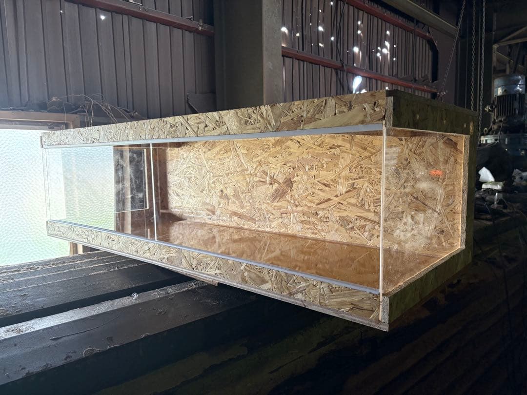 felix　1004545 サイドアクリル天板金網コーキング天板穴