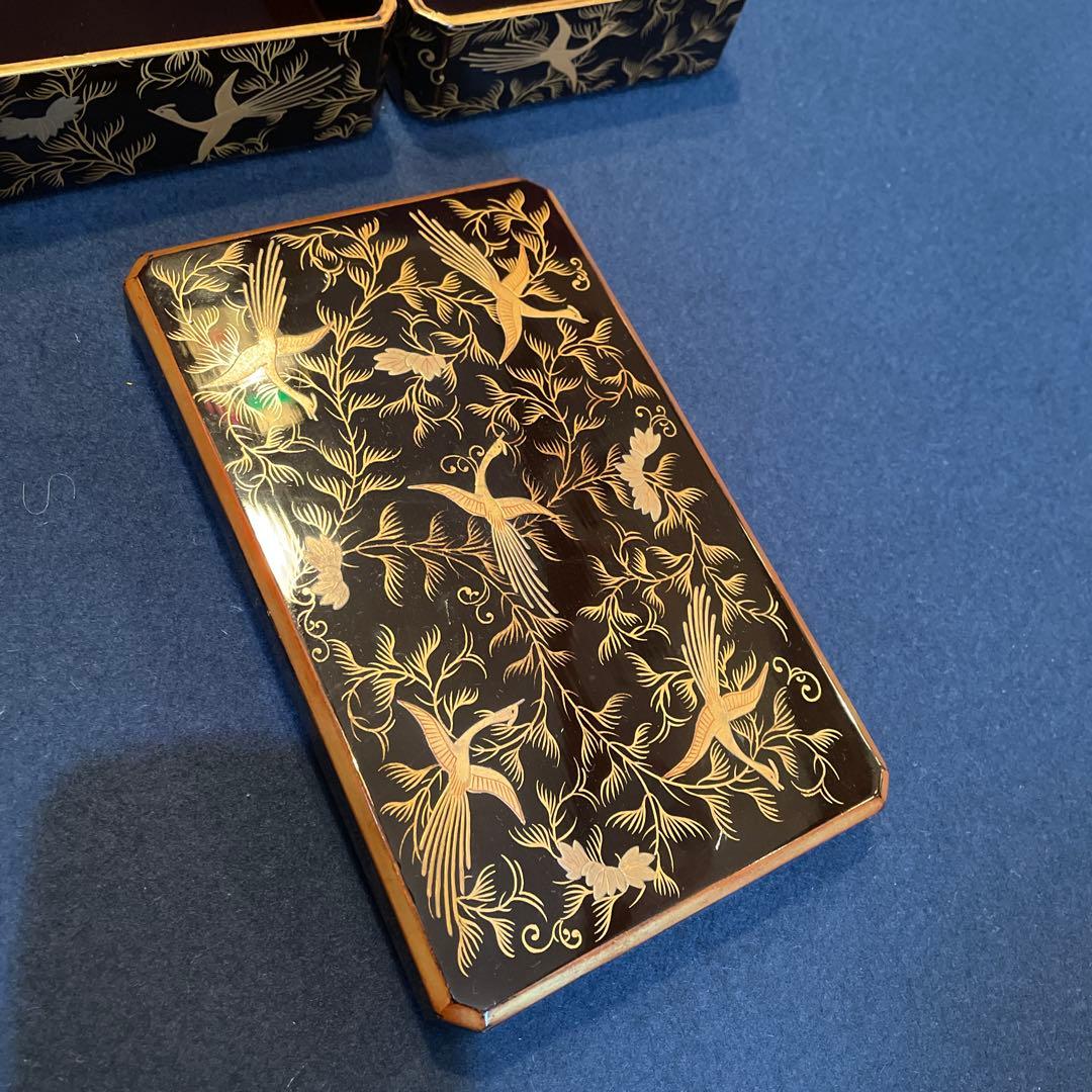 時代物「鳳凰に花唐草紋様 蒔絵」の『野弁当箱』共箱付　重箱　漆器