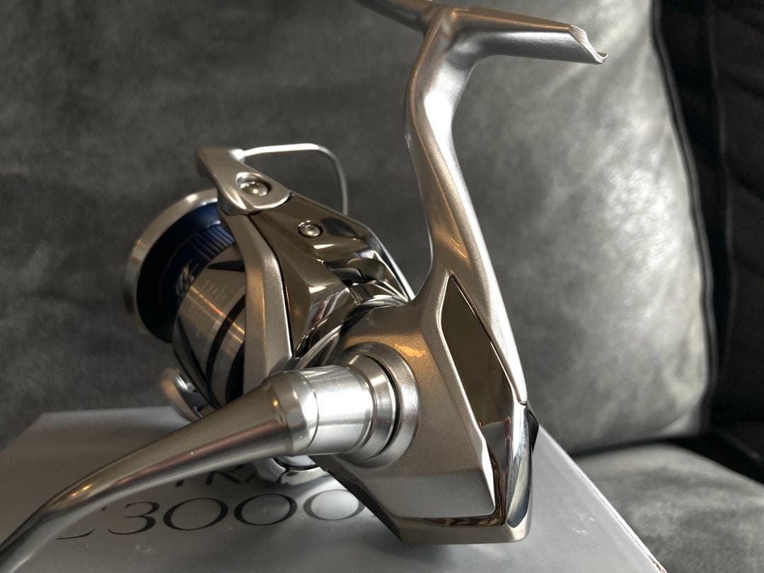 シマノ(SHIMANO) 23 ストラディック C3000XG　新品同様