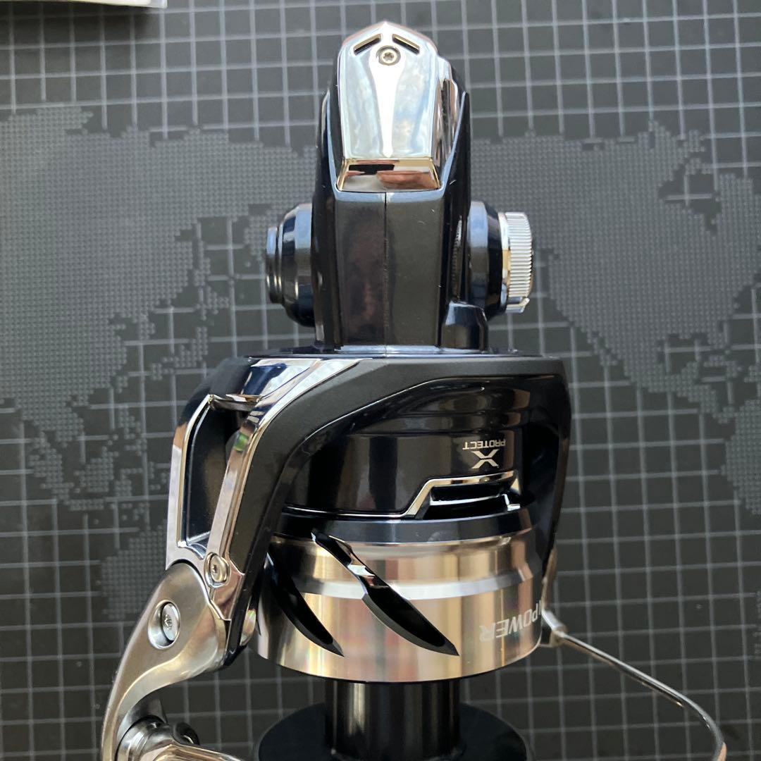 SHIMANO 21 TWIN POWER SW 8000HG スピニングリール