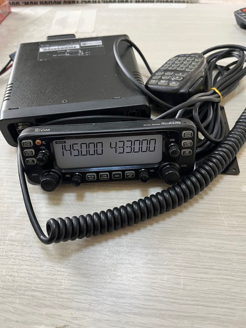 Icom IC-2730 デュアルバンドトランシーバー