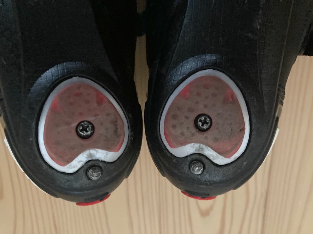 シマノのビンディングペダル と新品クリートセット、SIDIのビンディングシューズ