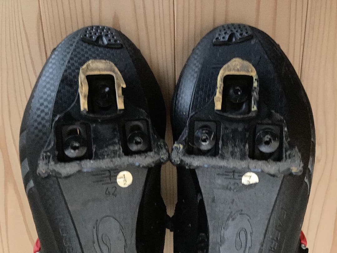 シマノのビンディングペダル と新品クリートセット、SIDIのビンディングシューズ