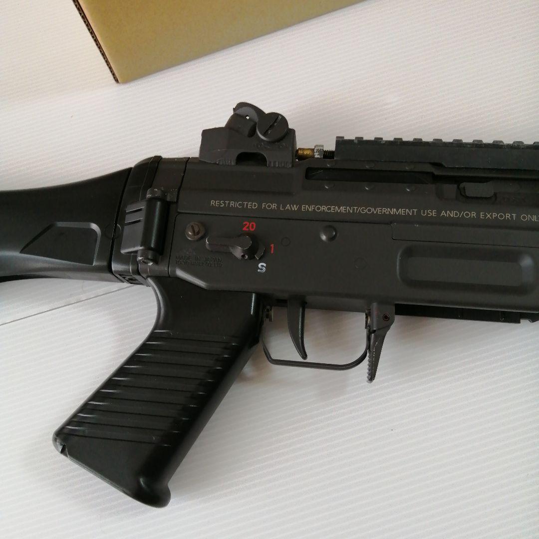 東京マルイ　SIG552 SEALS (シグ 552 シールズ)　マガジン4個付