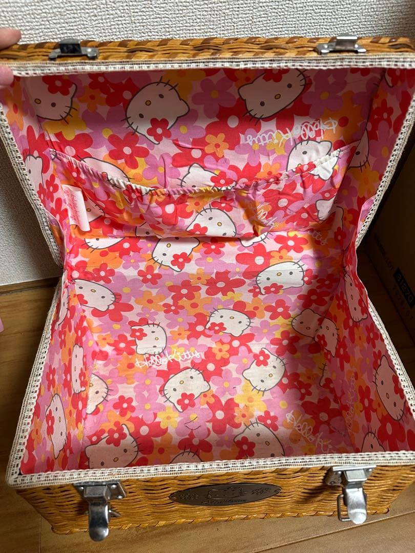 ハローキティ バスケット 中型 パンパンおまとめ！