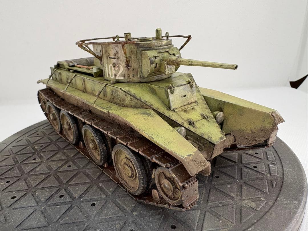 イタレリ (ZVEZDA) １/ 35 ソビエト 軽戦車 BT−5